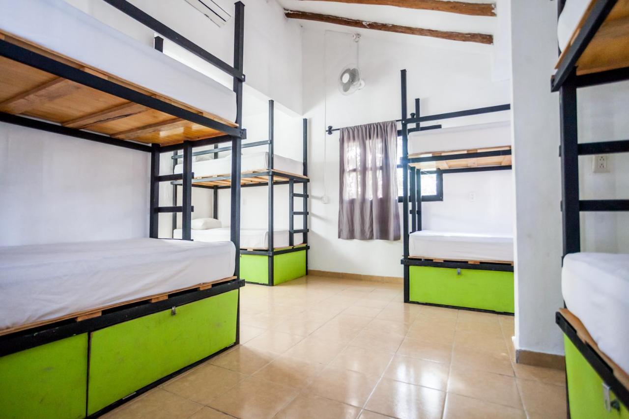 Hostel Babel ตูลุม ภายนอก รูปภาพ